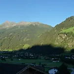 Familie Neunhaeuserer
