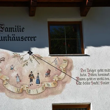 Familie Neunhaeuserer Διαμέρισμα *