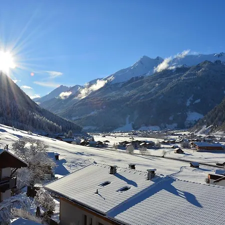 Familie Neunhaeuserer * Neustift im Stubaital