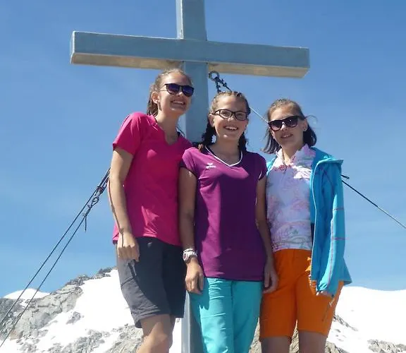 Apartment Familie Neunhaeuserer Neustift im Stubaital