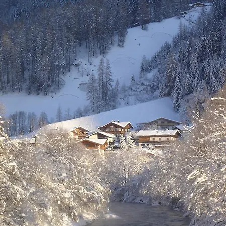 Familie Neunhaeuserer