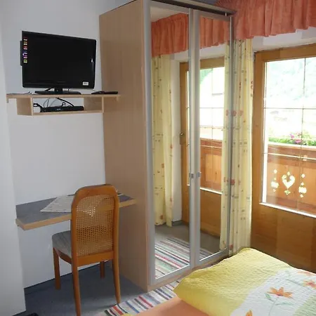 Familie Neunhaeuserer