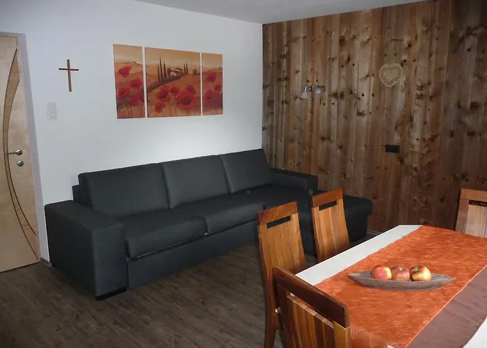 Apartment Familie Neunhaeuserer *